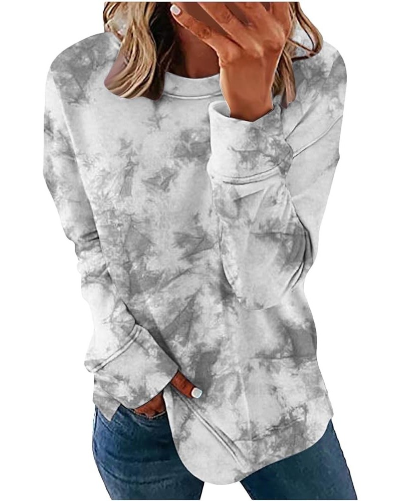 Fashion Fall Pullover Sweatshirts for Women Long Sleeve Star Print Casaul Tops Crew Neck Cute Holiday Clothes 2023 Gray 4 $7....